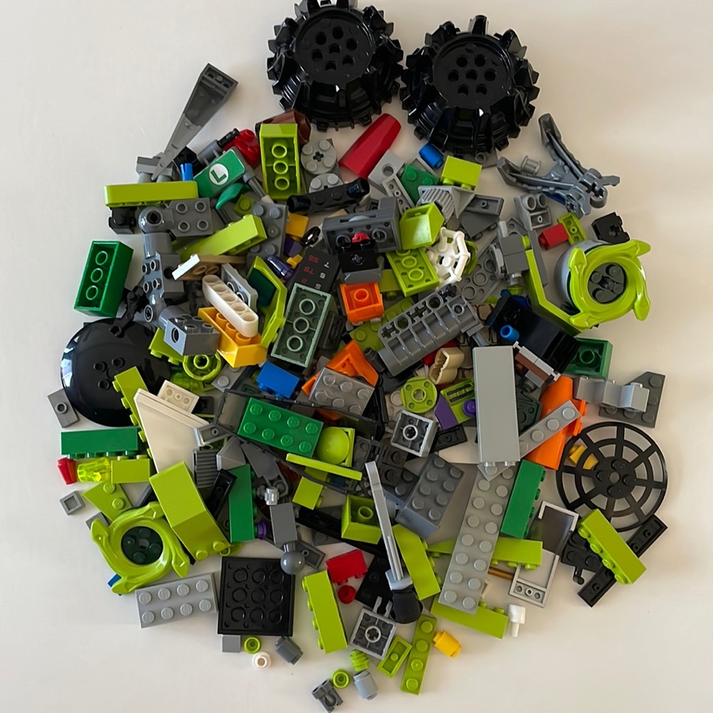 LEGO pieces building bricks blocks gears for builders quart size bag full EUC